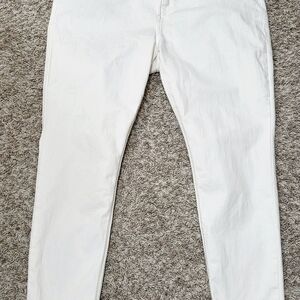 Old Navy Women's High Rise White Jeans